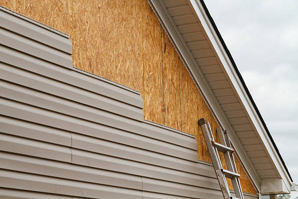 Professional Siding Repair technician working in Narberth, PA